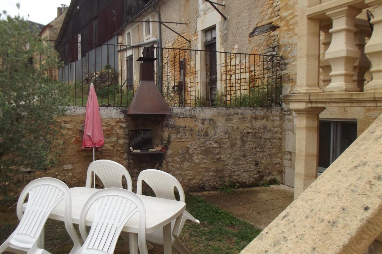 Gites Des 3 Vallees Salignac Eyvigues Εξωτερικό φωτογραφία